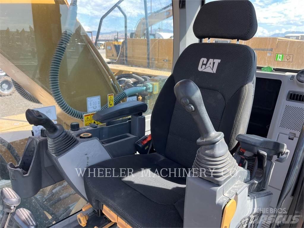 CAT 320 CF Lánctalpas kotrók