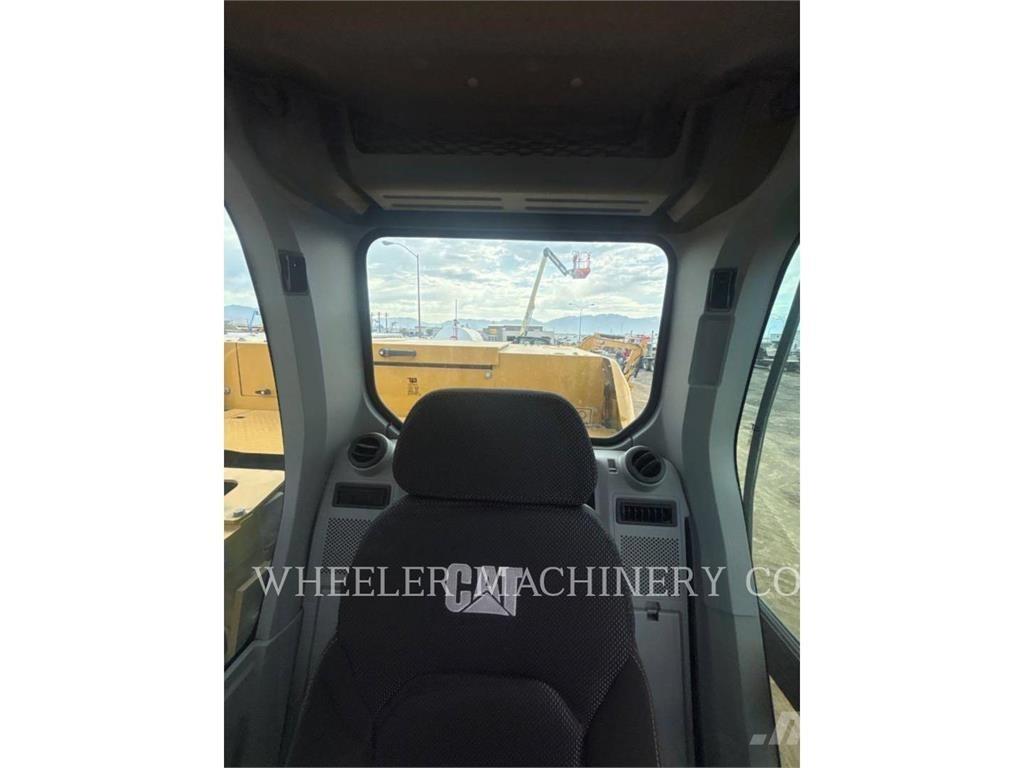 CAT 320 CF Lánctalpas kotrók
