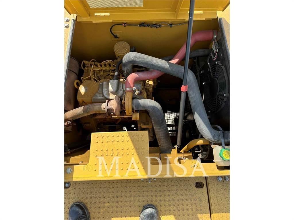 CAT 320 GC Lánctalpas kotrók