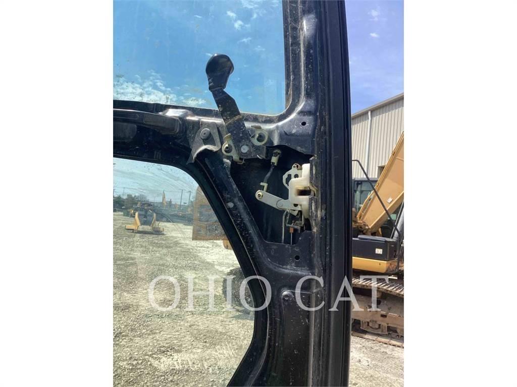CAT 320 STD Lánctalpas kotrók