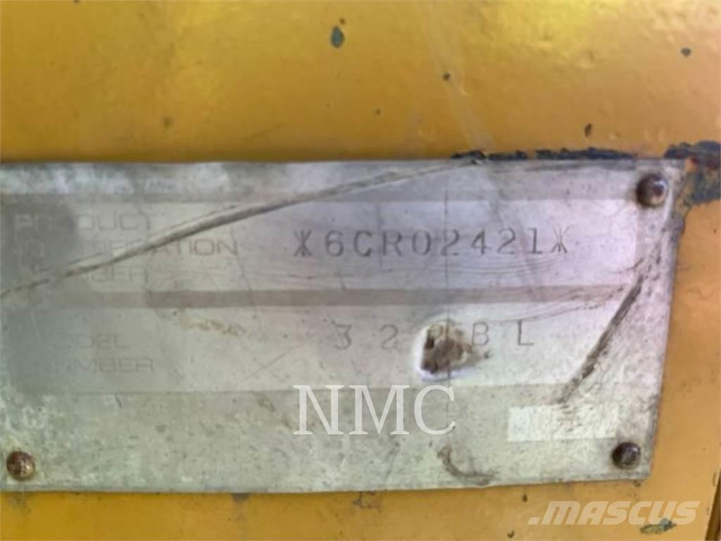 CAT 320BL Lánctalpas kotrók