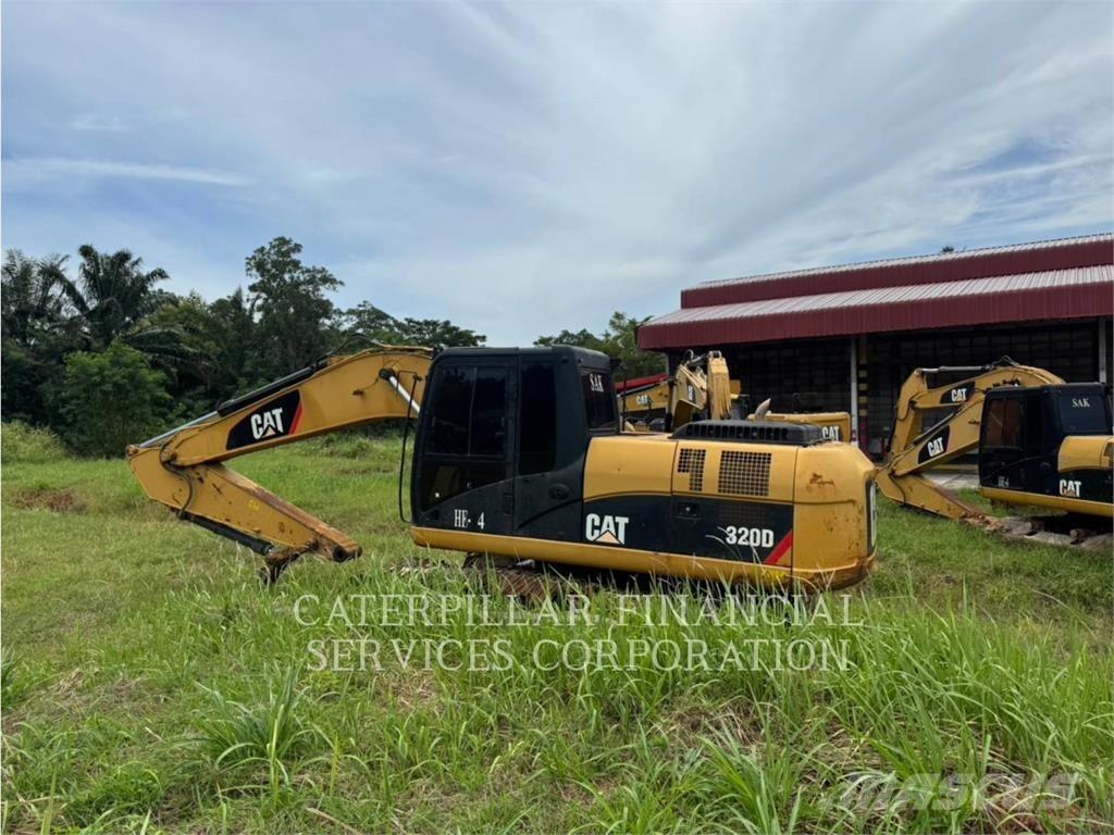 CAT 320D Lánctalpas kotrók