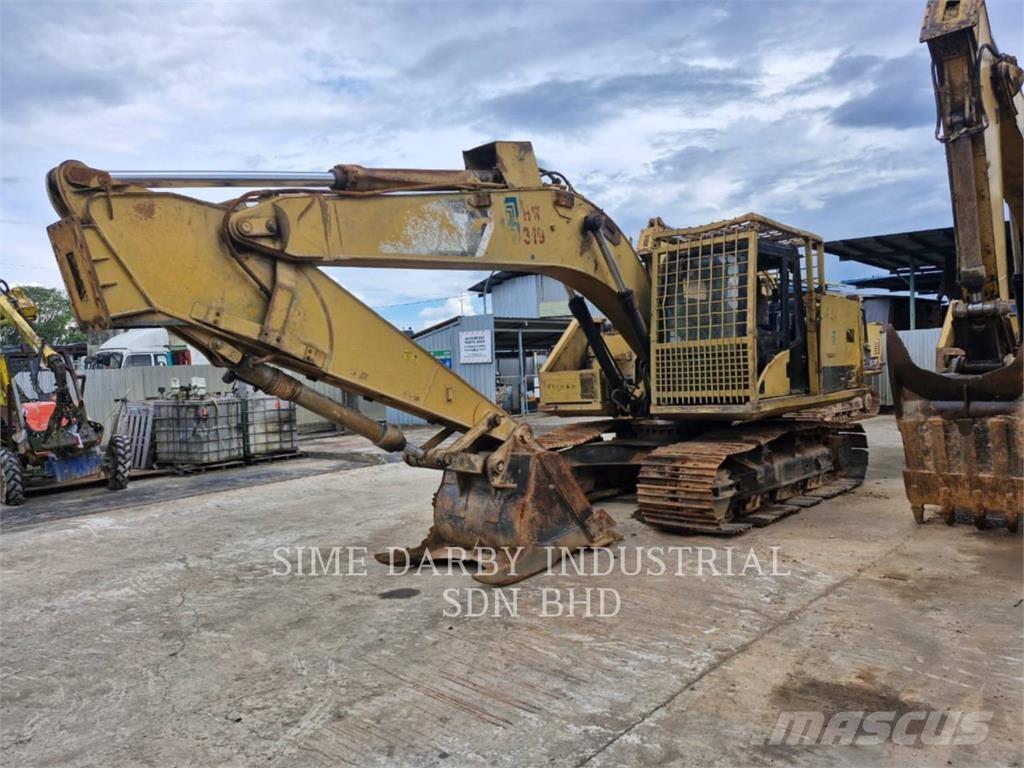 CAT 320D2 Lánctalpas kotrók