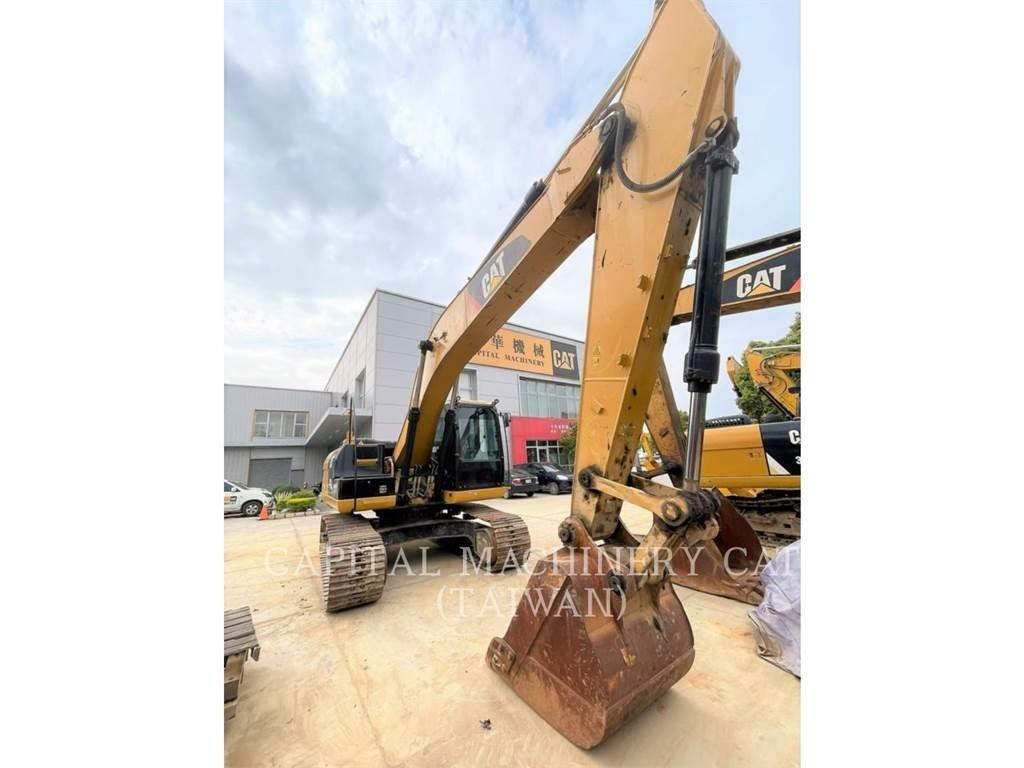 CAT 320D2 Lánctalpas kotrók