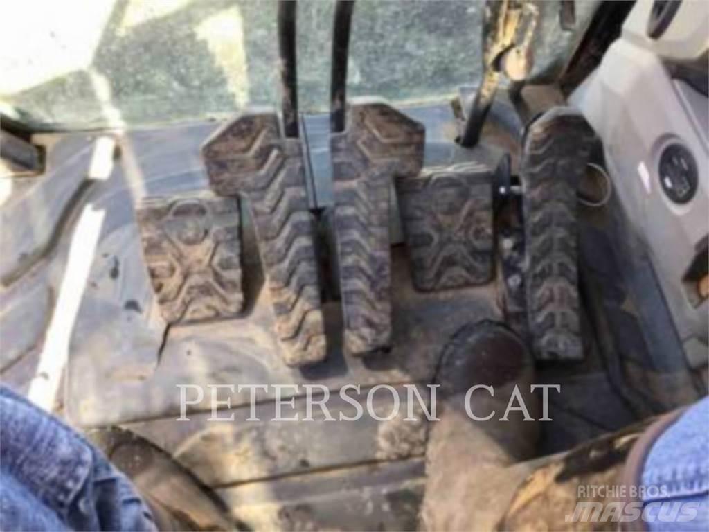 CAT 320F Lánctalpas kotrók