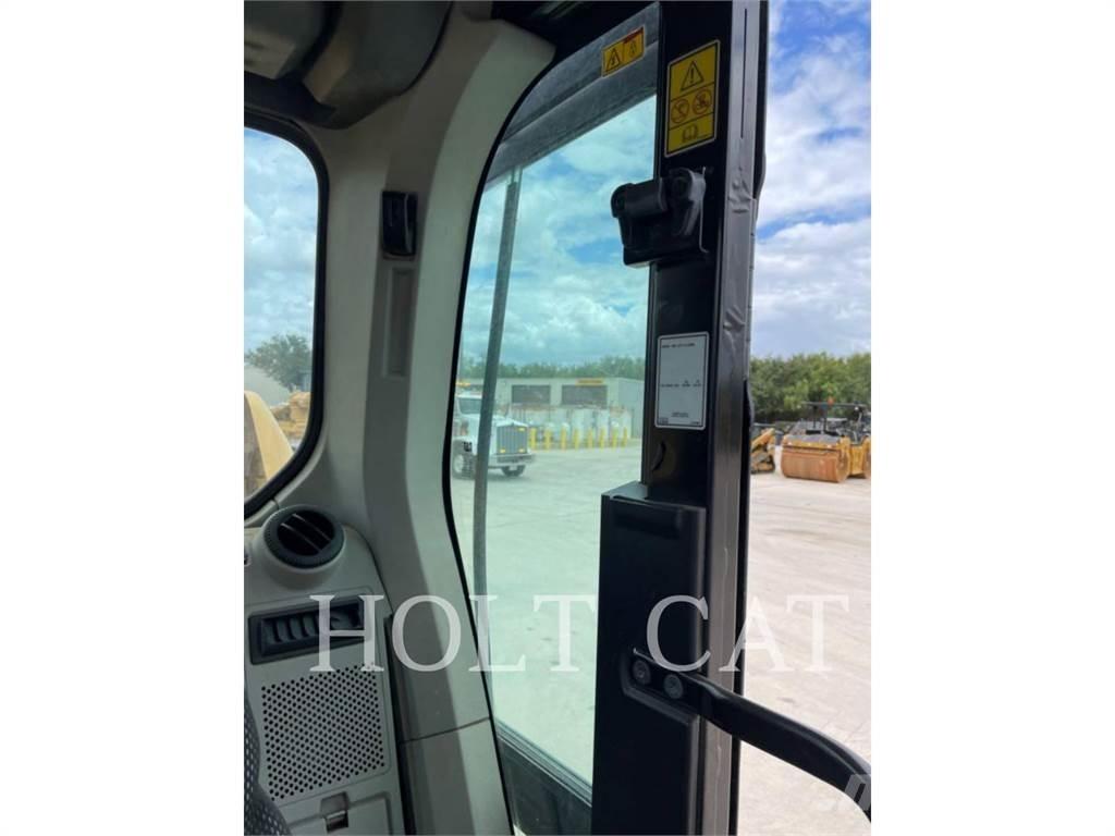 CAT 320GC Lánctalpas kotrók