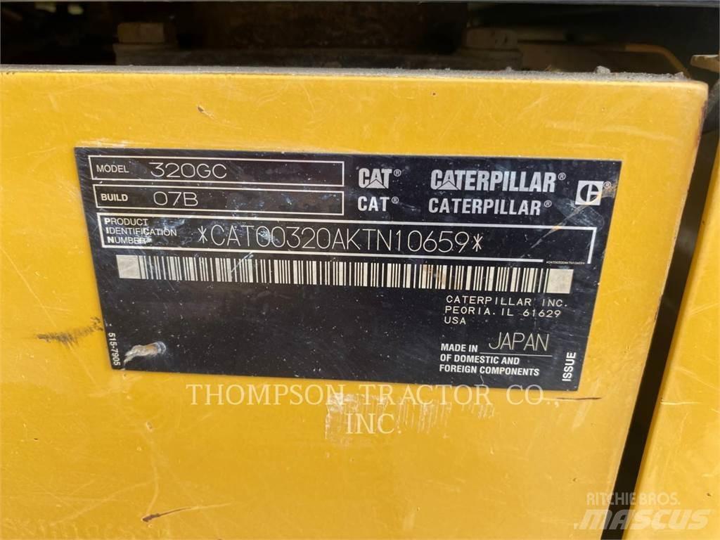 CAT 320GC Lánctalpas kotrók