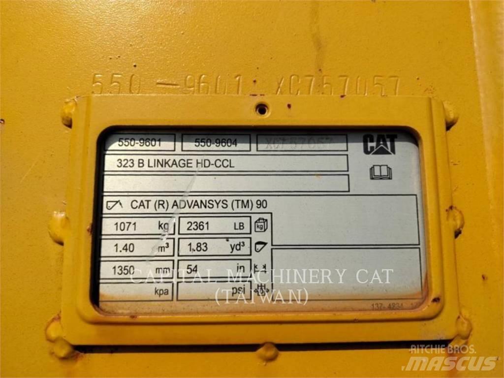 CAT 323 Kanalak