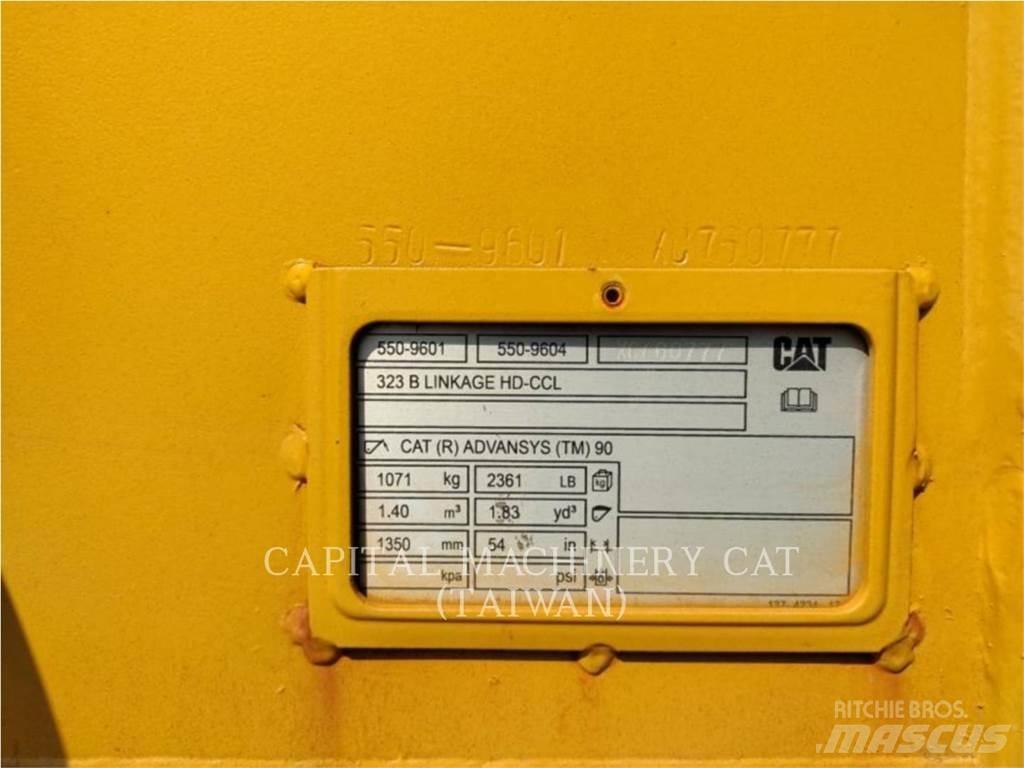 CAT 323 Kanalak