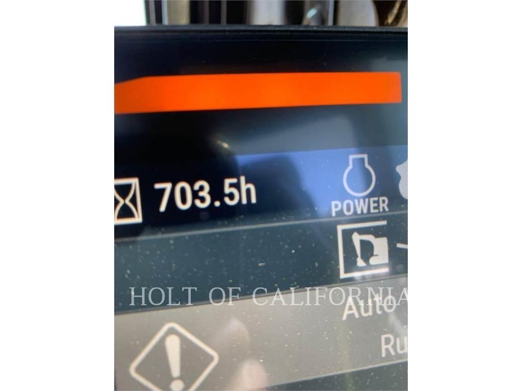 CAT 323 Lánctalpas kotrók