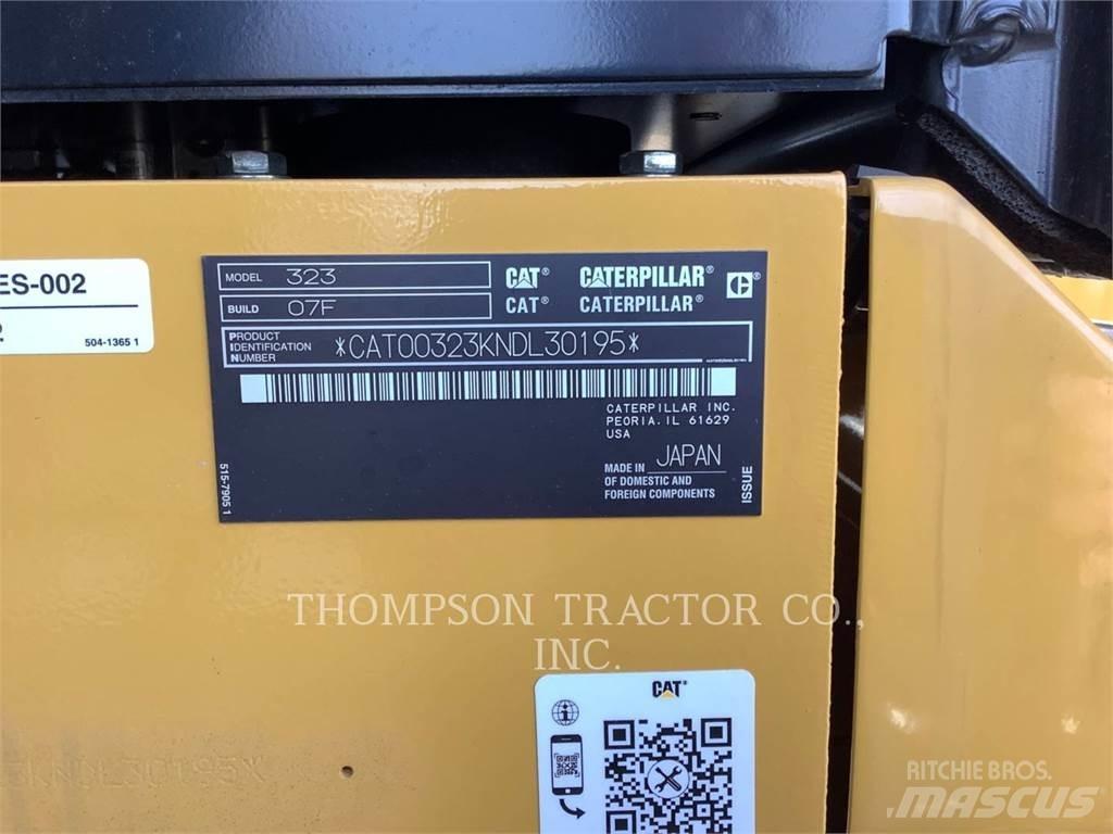 CAT 323 Lánctalpas kotrók
