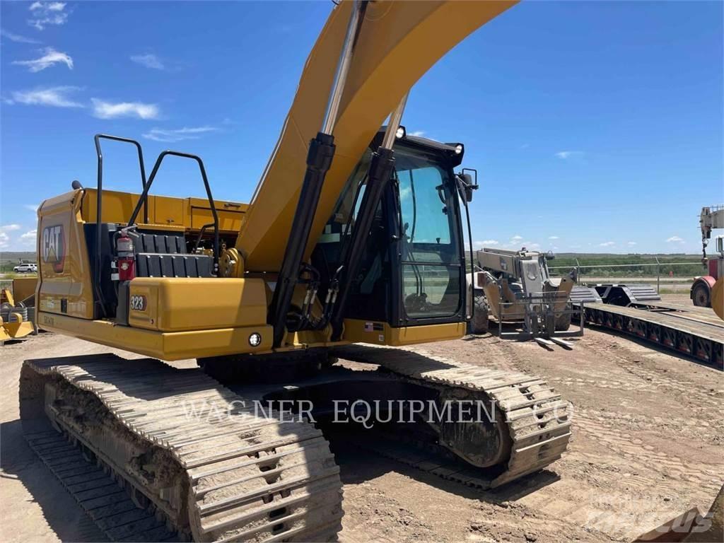 CAT 323 Lánctalpas kotrók
