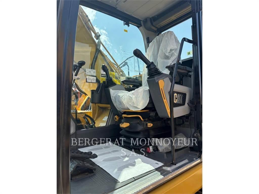 CAT 323 Lánctalpas kotrók