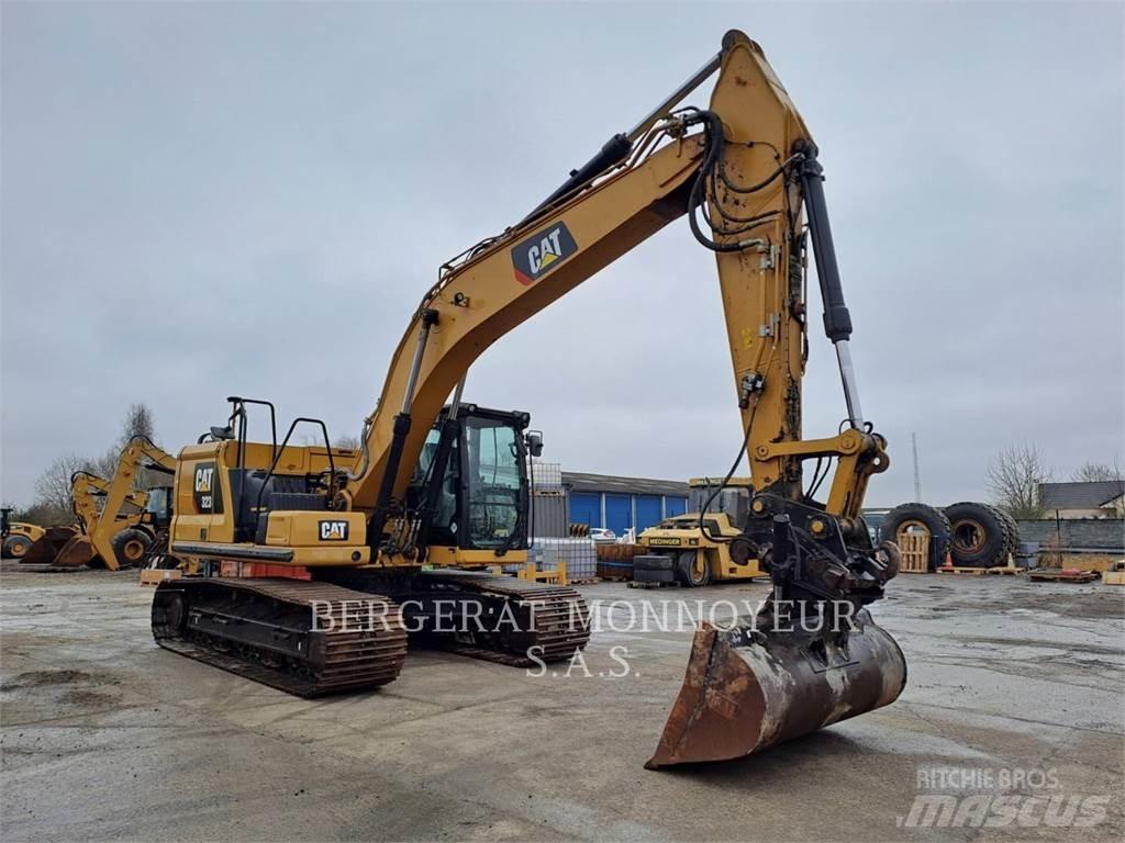 CAT 323 Lánctalpas kotrók