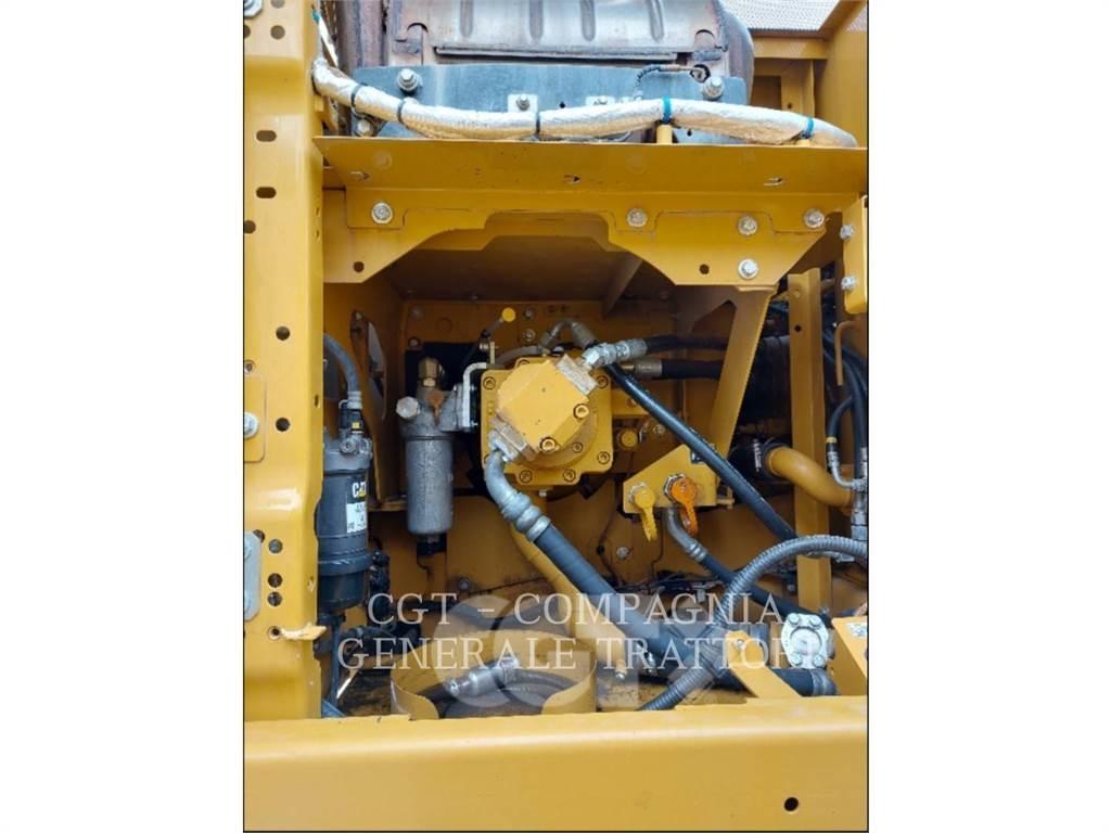 CAT 323 Lánctalpas kotrók