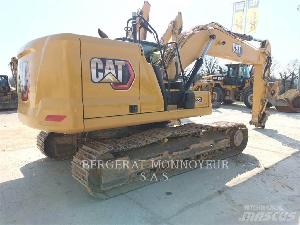 CAT 323 Lánctalpas kotrók