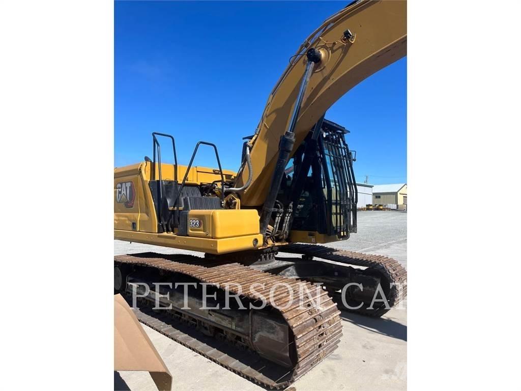 CAT 323 Lánctalpas kotrók