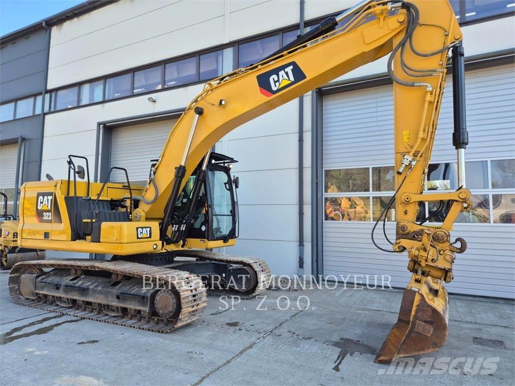 CAT 323 Lánctalpas kotrók