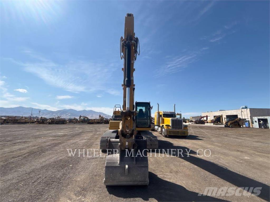 CAT 323 Lánctalpas kotrók