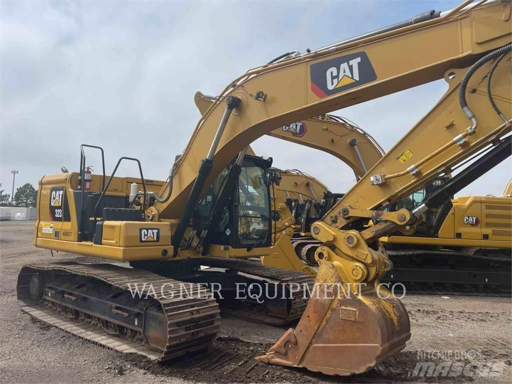 CAT 323 Lánctalpas kotrók