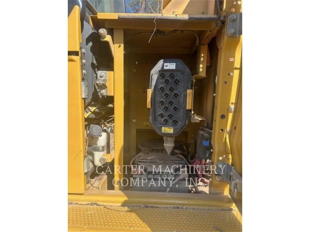 CAT 323-07 Lánctalpas kotrók