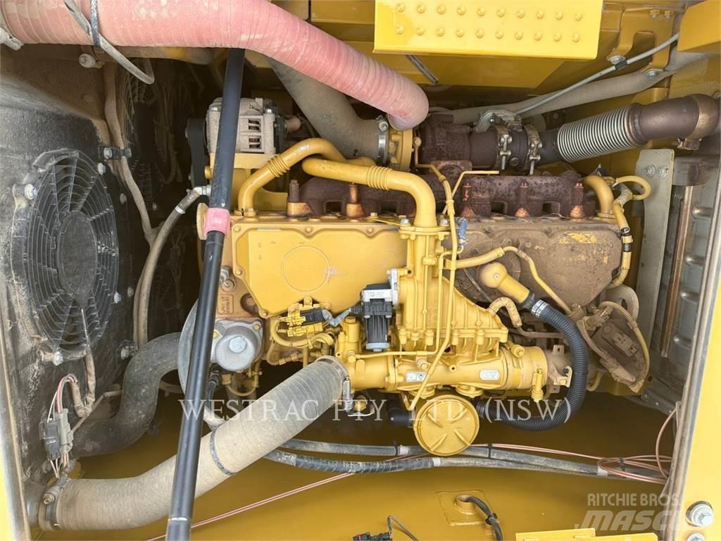 CAT 323-07 Lánctalpas kotrók