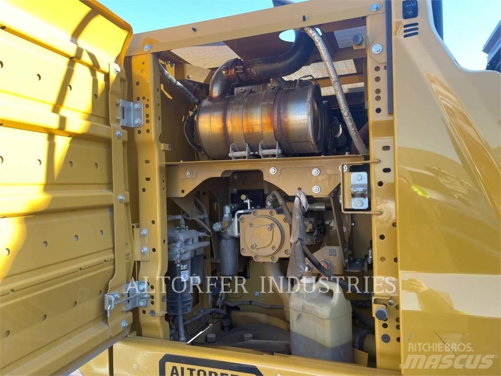 CAT 323-07 Lánctalpas kotrók
