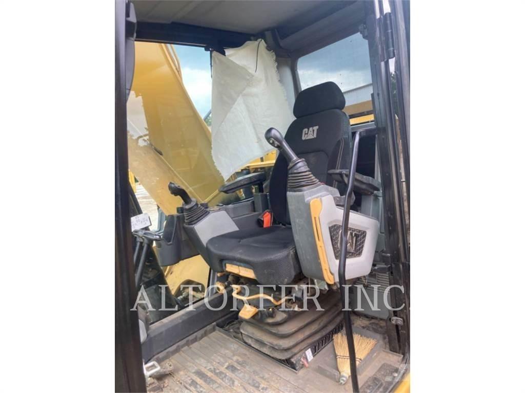 CAT 323-07 Lánctalpas kotrók