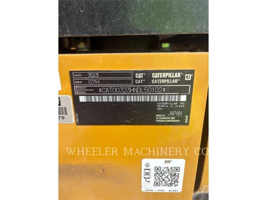 CAT 323 CF Lánctalpas kotrók