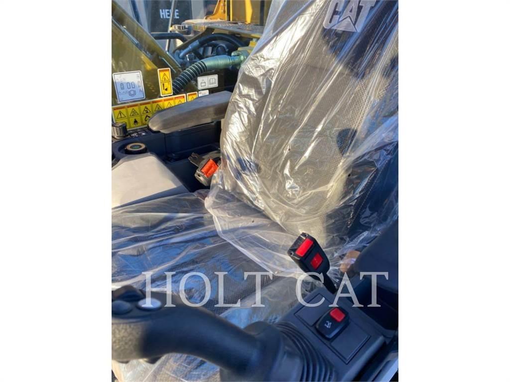 CAT 323 TC Lánctalpas kotrók