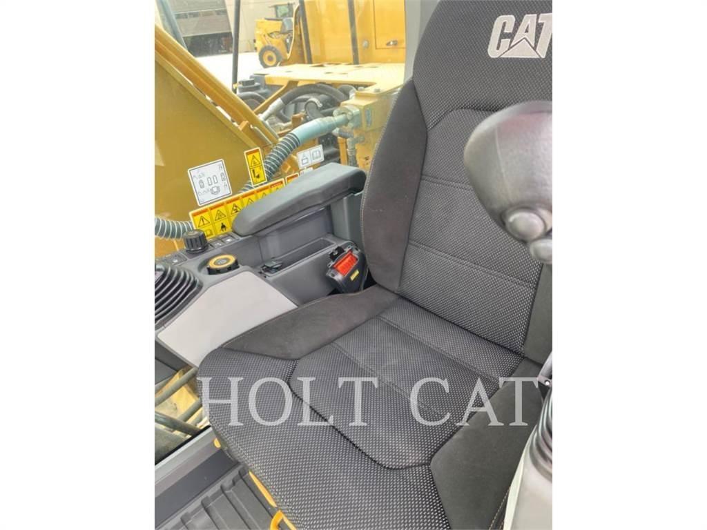 CAT 323 TC Lánctalpas kotrók