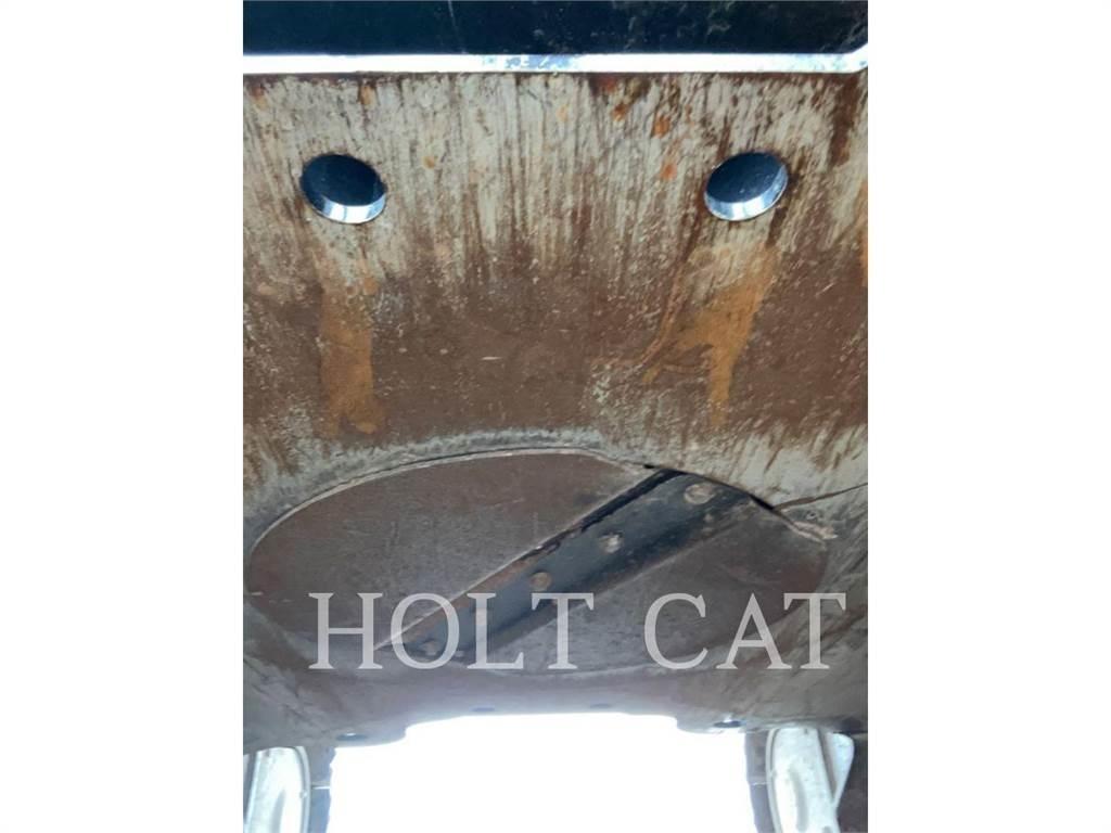 CAT 323 TC Lánctalpas kotrók