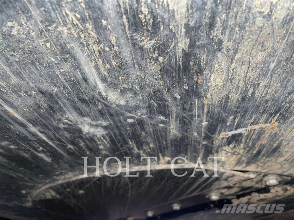 CAT 323 TC Lánctalpas kotrók