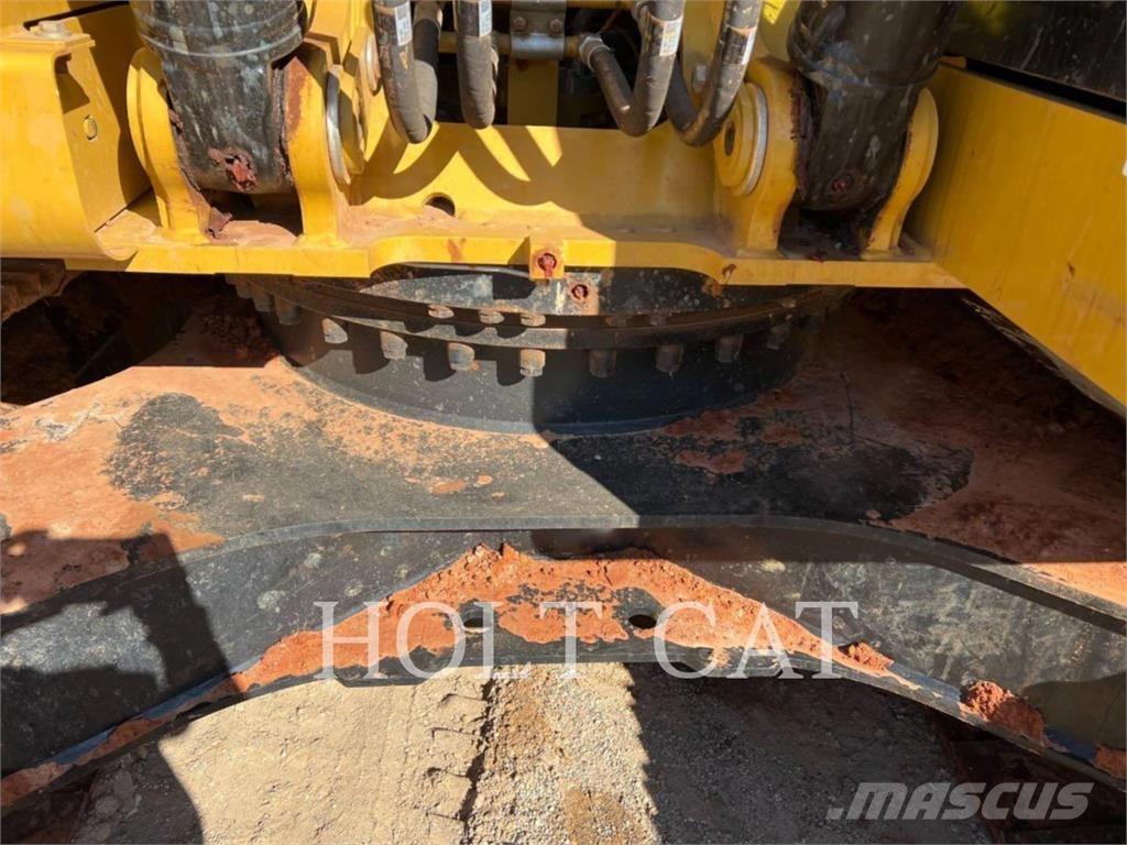 CAT 323 TC Lánctalpas kotrók