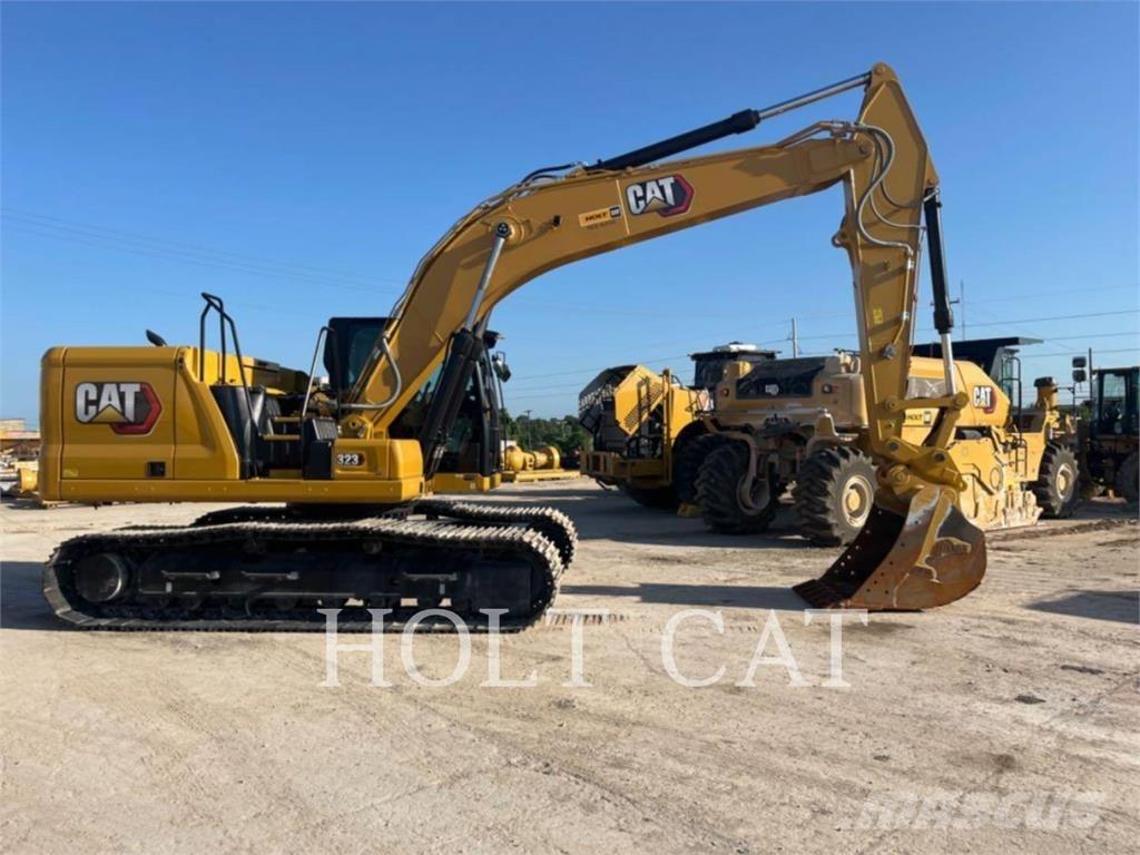CAT 323 TC Lánctalpas kotrók