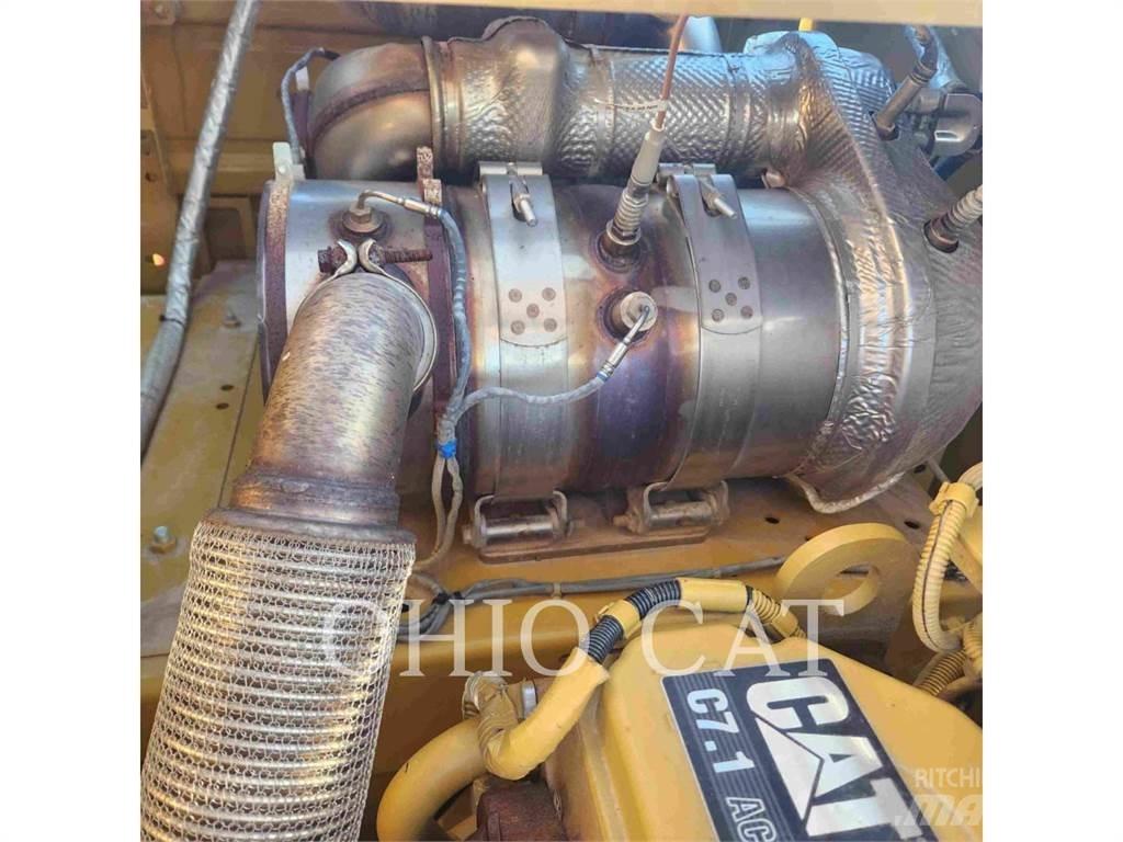 CAT 323 TCS Lánctalpas kotrók