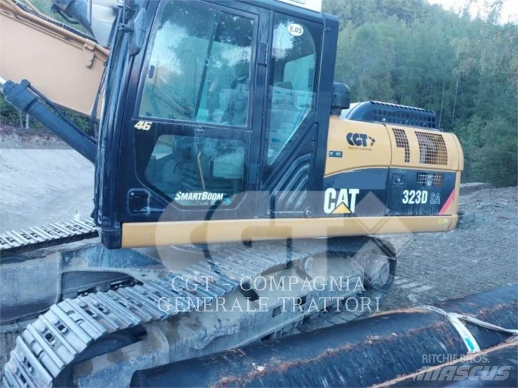 CAT 323DSA Lánctalpas kotrók