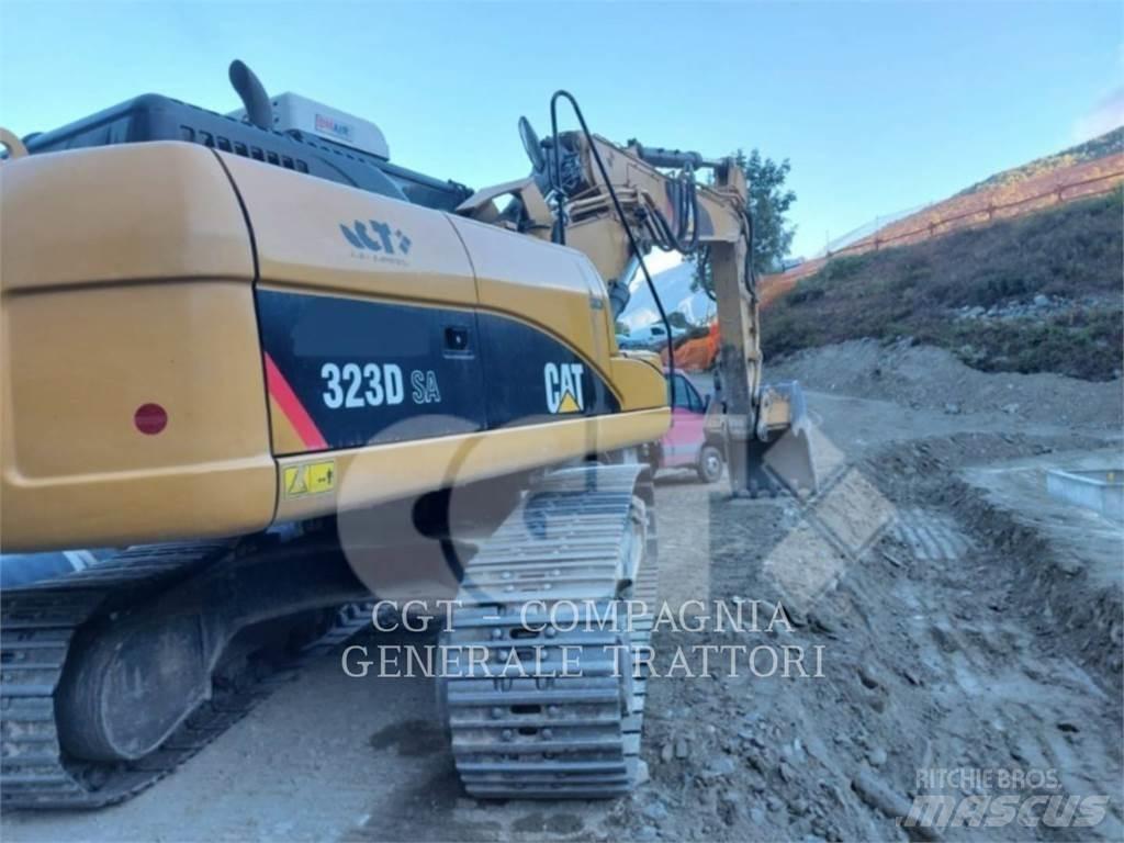 CAT 323DSA Lánctalpas kotrók