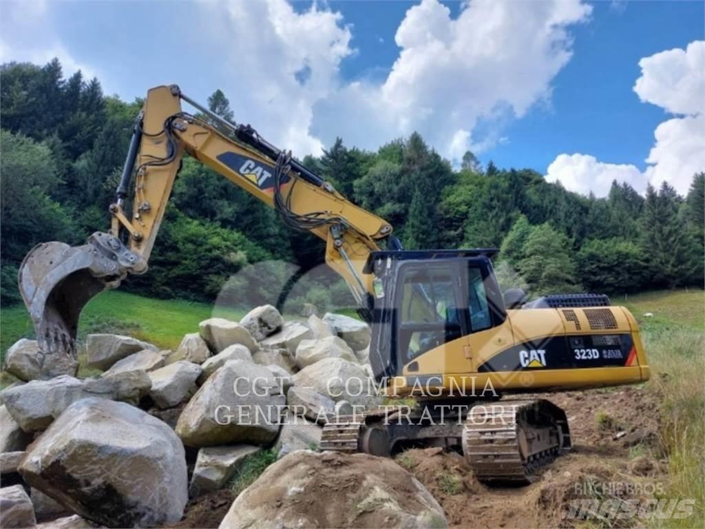 CAT 323DSA Lánctalpas kotrók