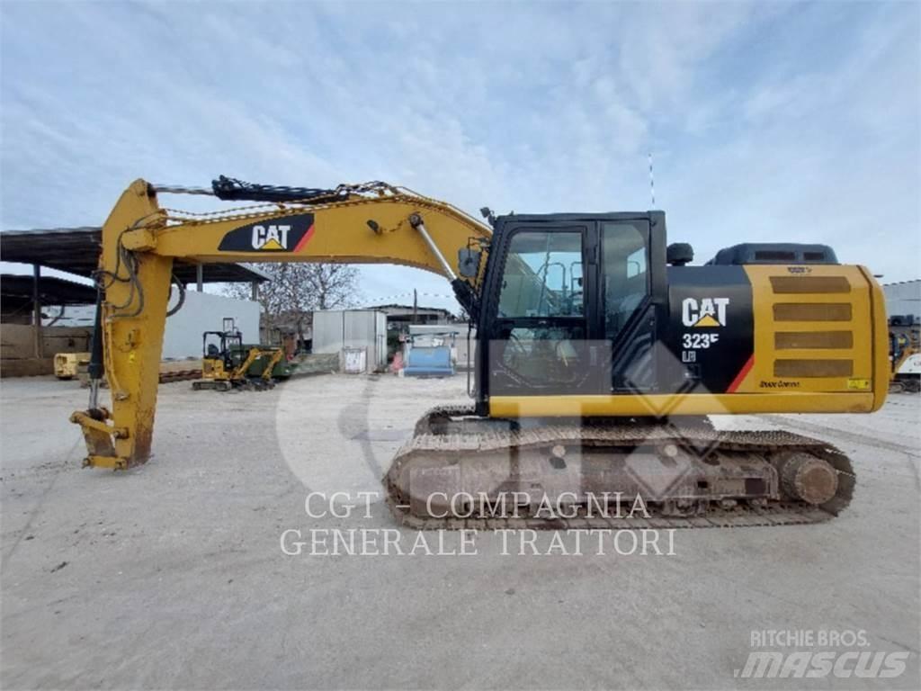 CAT 323E Lánctalpas kotrók