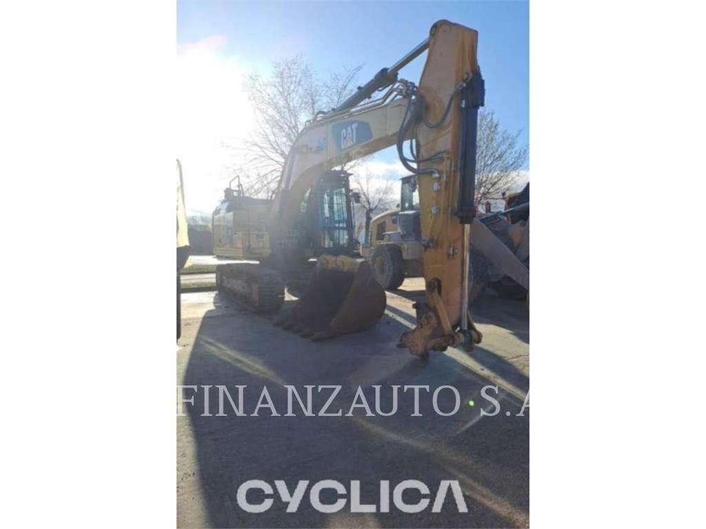 CAT 323F Lánctalpas kotrók