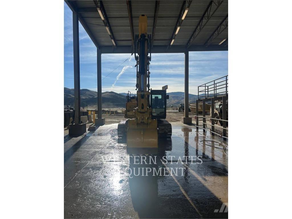 CAT 323F Lánctalpas kotrók