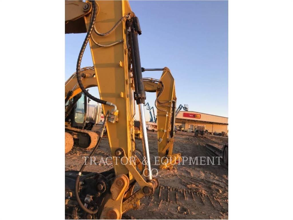 CAT 323F L Lánctalpas kotrók