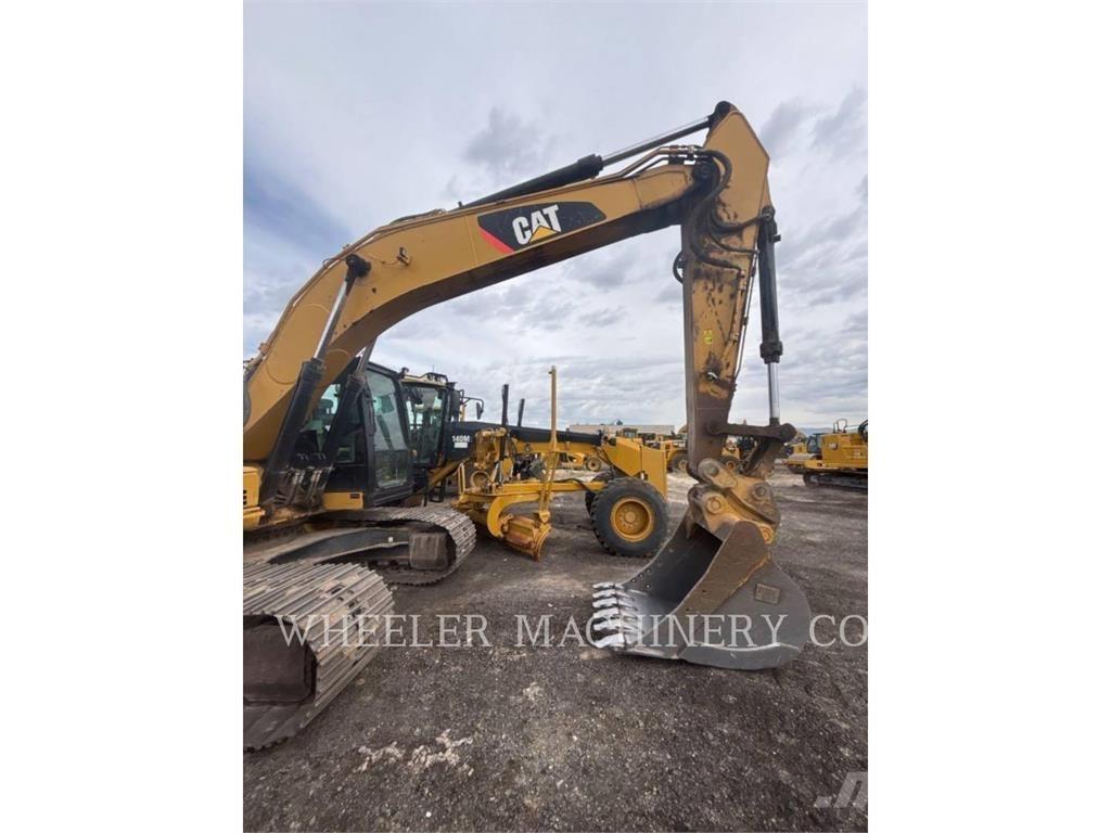 CAT 323F L CF Lánctalpas kotrók