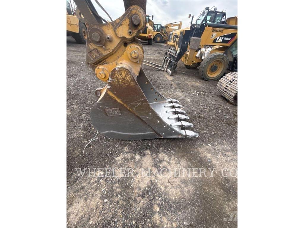 CAT 323F L CF Lánctalpas kotrók