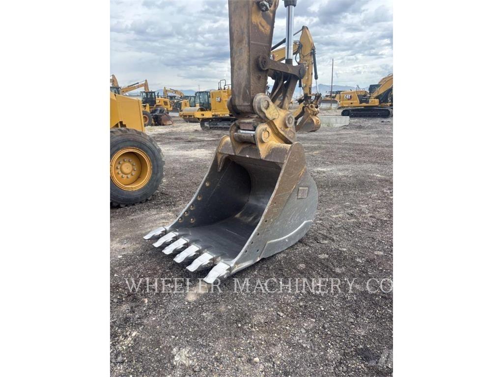 CAT 323F L CF Lánctalpas kotrók