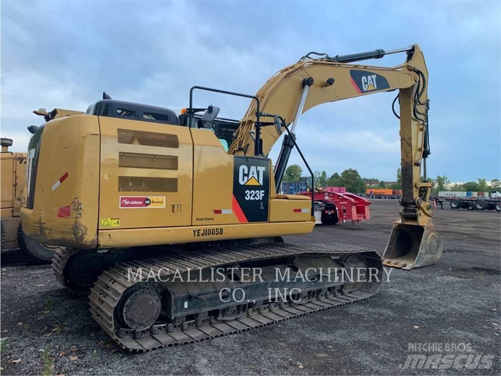 CAT 323FL Lánctalpas kotrók