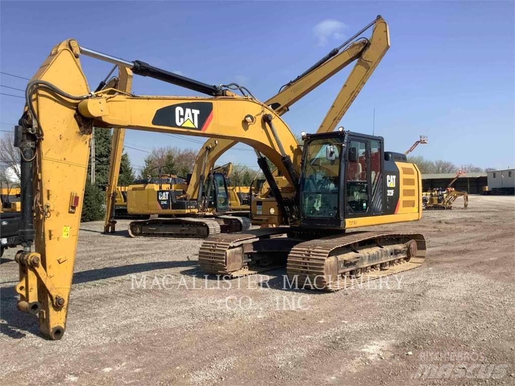 CAT 323FL Lánctalpas kotrók