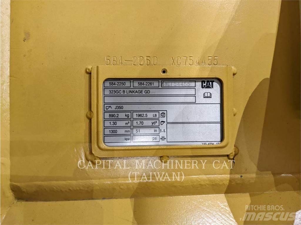 CAT 323GC Kanalak