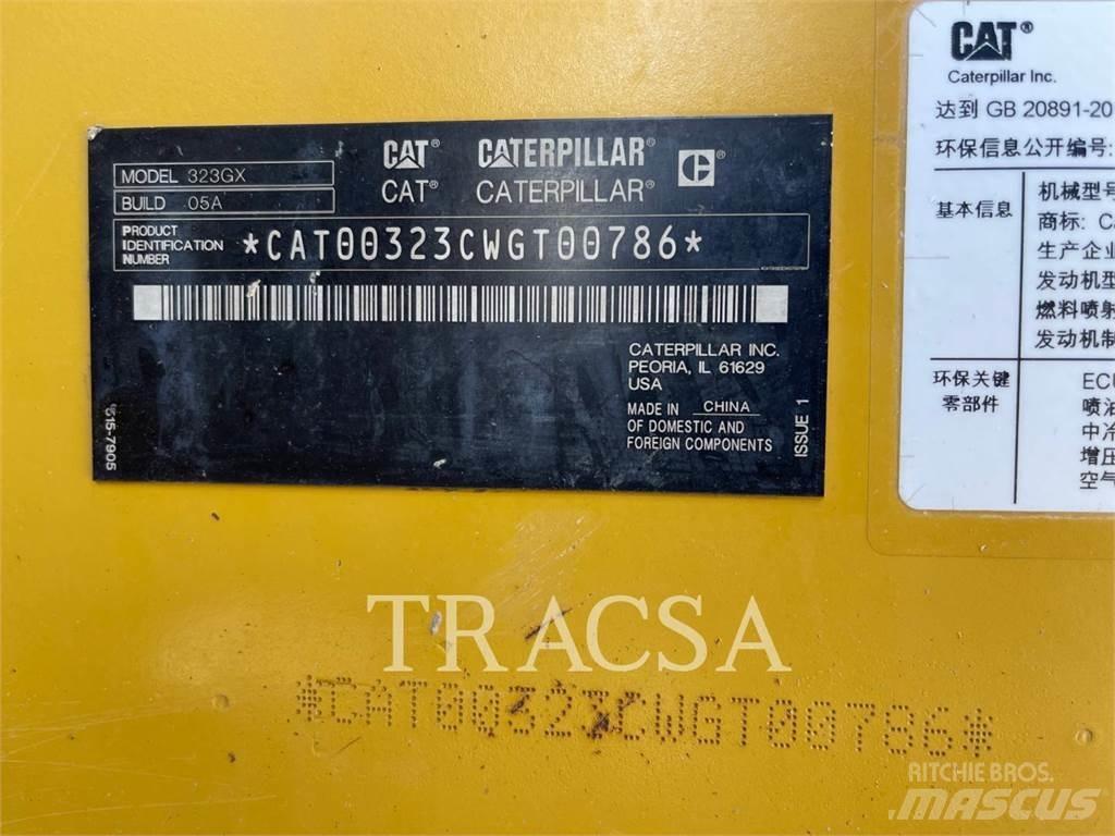 CAT 323GX Lánctalpas kotrók